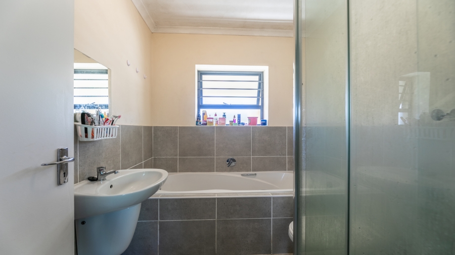 2 Bedroom Property for Sale in Parklands Western Cape